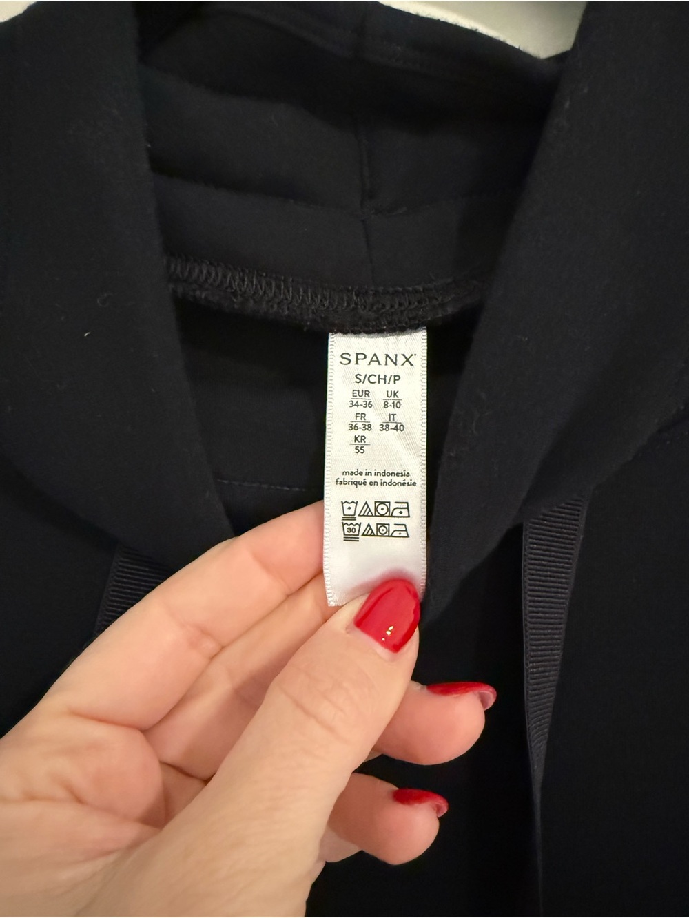 Spanx AirEssentials Funnel Neck Drawstring Pullover Black Small Athleisure Top - Picture 4 of 7